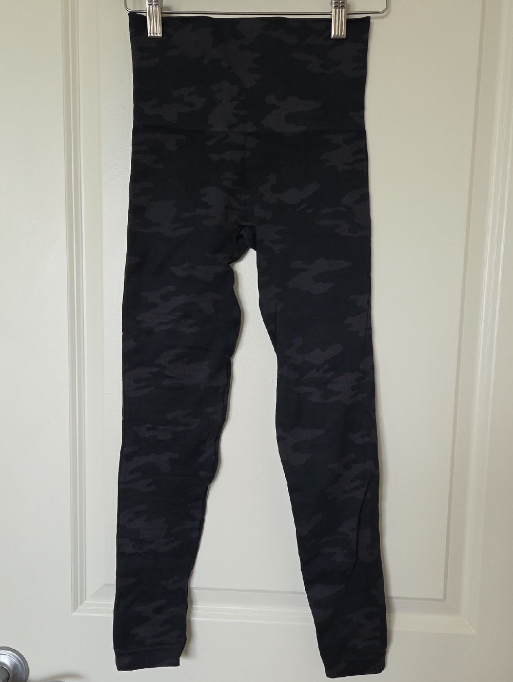 SPANX Black Camo High-Waist Leggings